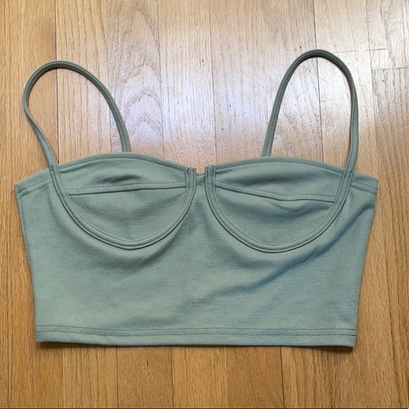 Green crop top with bustier outline - Picture 1 of 2